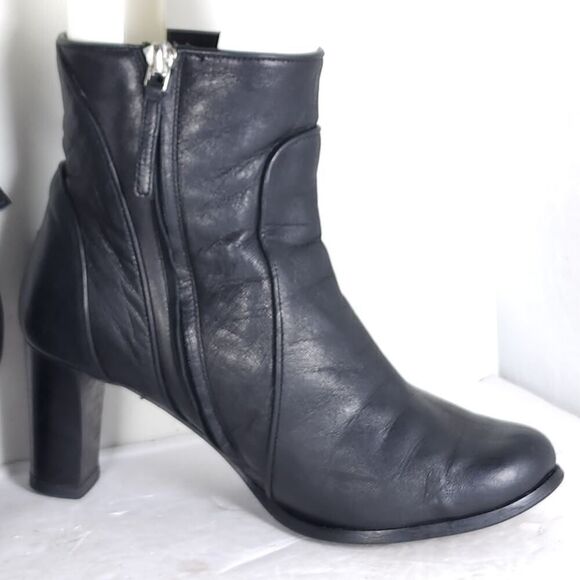 M Grigiarancio Women's US7-7,5 EU38 Black Leather Zip Heeled Ankle Boots Booties - Picture 6 of 15